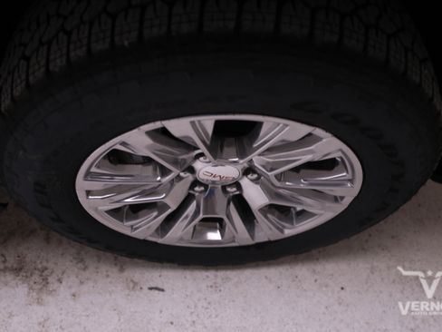 New 2026 GMC Sierra 1500 Denali w/ Technology Package image 35