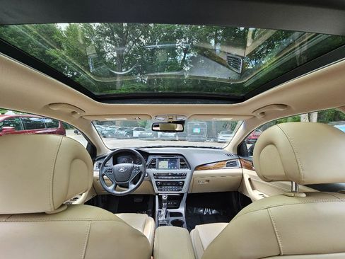 Used 2016 Hyundai Sonata Limited w/ Option Group 02 image 40