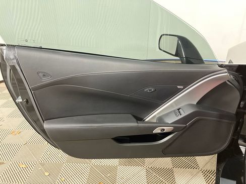 Used 2019 Chevrolet Corvette Stingray w/ Battery Protection Package image 22