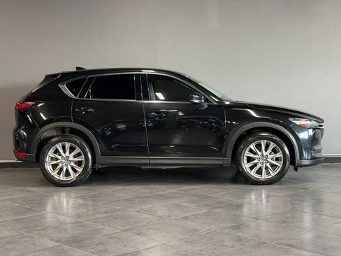 Used 2019 MAZDA CX-5 Grand Touring w/ GT Premium Package FWD image 4