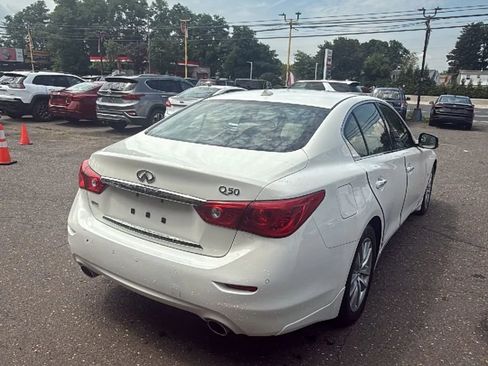 Used 2015 INFINITI Q50 Premium w/ Deluxe Touring Package image 5