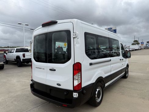 Certified 2019 Ford Transit 350 XL image 7