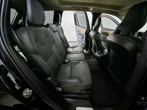 Used 2023 Volvo XC90 B6 Core w/ Climate Package AWD/4WD image 11