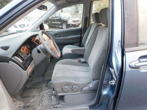Used 2004 MAZDA MPV LX FWD image 8
