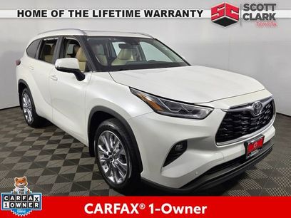 Used 2023 Toyota Highlander Limited