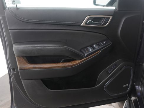 Used 2018 GMC Yukon XL Denali w/ Open Road Package image 24