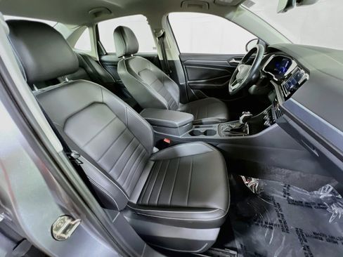Used 2023 Volkswagen Jetta SE FWD image 27