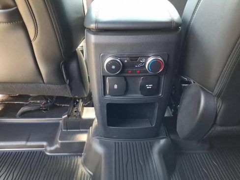 Used 2021 Ford Explorer Platinum w/ Equipment Group 601A AWD/4WD image 33