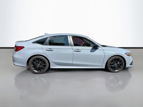 Used 2024 Honda Civic Sport image 4