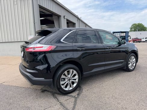 Used 2024 Ford Edge Titanium AWD/4WD image 4