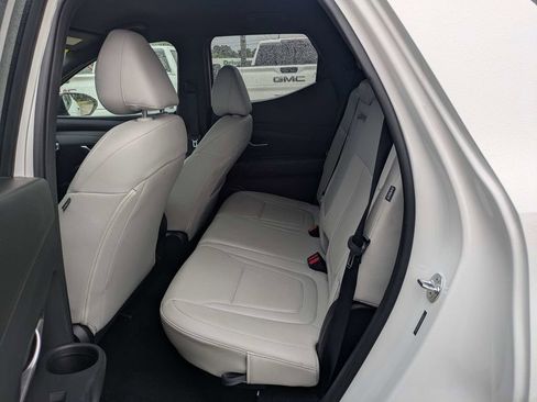 Used 2025 Hyundai Santa Cruz SEL FWD image 13