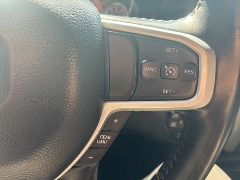 Used 2022 RAM 1500 Big Horn AWD/4WD image 29