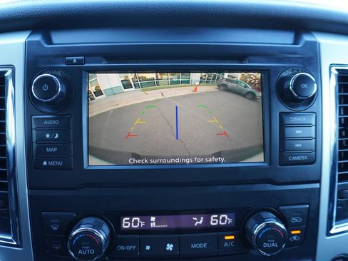 Used 2019 Nissan Titan PRO-4X w/ Pro-4x Convenience Package AWD/4WD image 25
