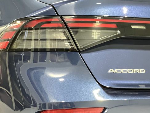 Used 2023 Honda Accord EX image 27