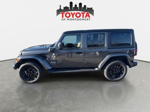 Used 2022 Jeep Wrangler Unlimited Sahara w/ Cold Weather Group image 4