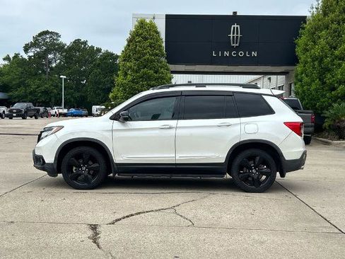 Used 2019 Honda Passport Elite image 2