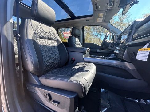 New 2026 Ford F250 Lariat w/ Black Appearance Package image 32
