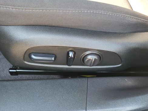 Used 2023 Chevrolet Malibu LT image 18