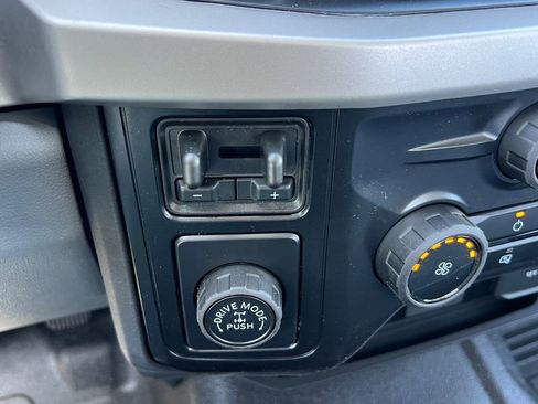 New 2026 Ford F250 XL w/ XL Chrome Package RWD image 29
