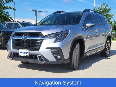 Used 2023 Subaru Ascent Touring AWD/4WD image 2