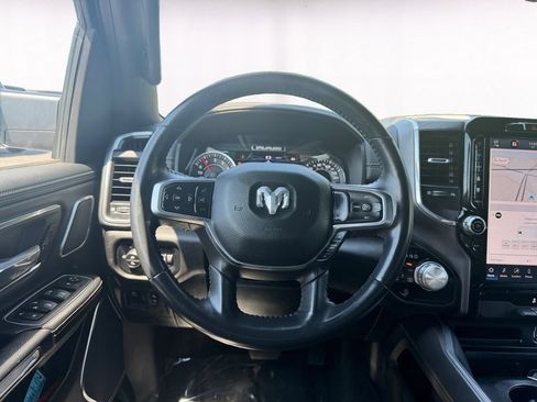 Used 2023 RAM 1500 Laramie AWD/4WD image 12