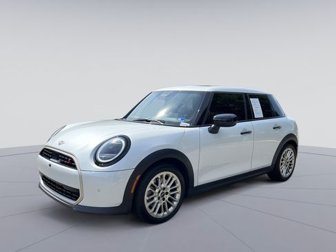 Used 2025 MINI Cooper S FWD image 1