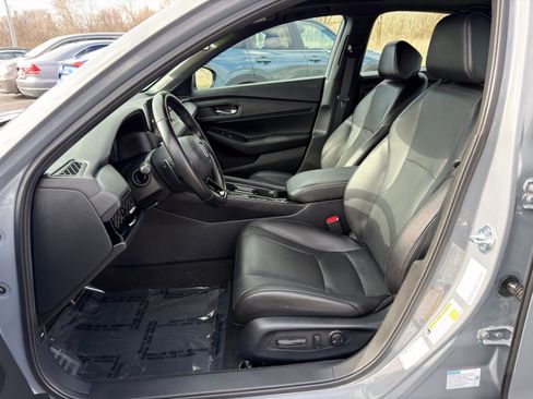 Used 2024 Honda Accord Sport image 12