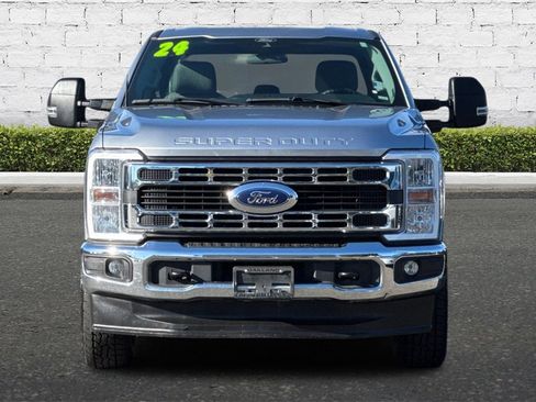 Used 2024 Ford F250 XLT image 9