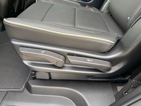 New 2025 Chevrolet Tahoe Premier image 28