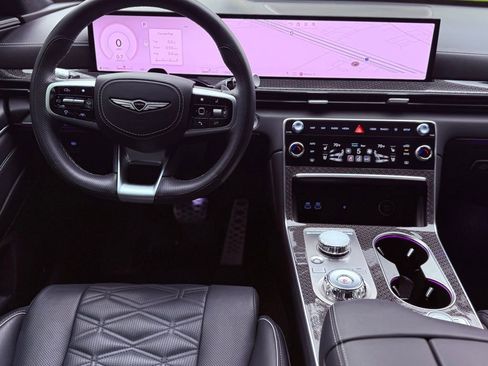 Used 2025 Genesis GV80 3.5T e-SC image 11