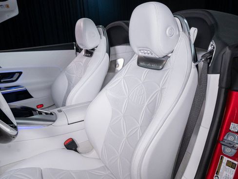 New 2026 Mercedes-Benz Maybach SL 680 image 18
