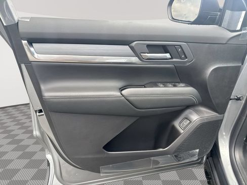 New 2027 GMC Terrain Elevation w/ Elevation Premium Package AWD/4WD image 22