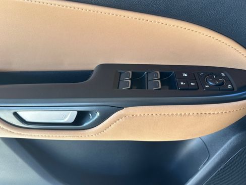 Used 2024 Lexus NX 250 FWD w/ Cold Area Package image 11