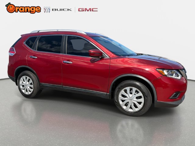 Used 2016 Nissan Rogue S w/ Appearance Package FWD image 2