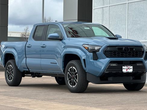 New 2026 Toyota Tacoma TRD Sport image 2