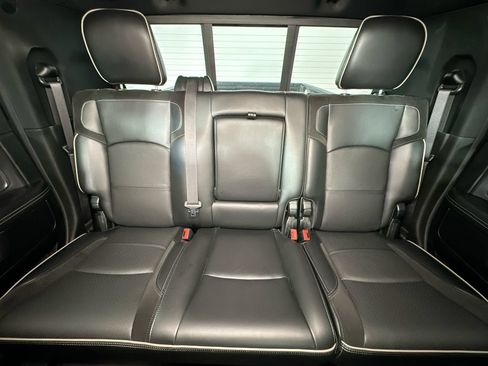 Used 2019 RAM 2500 Laramie AWD/4WD image 13
