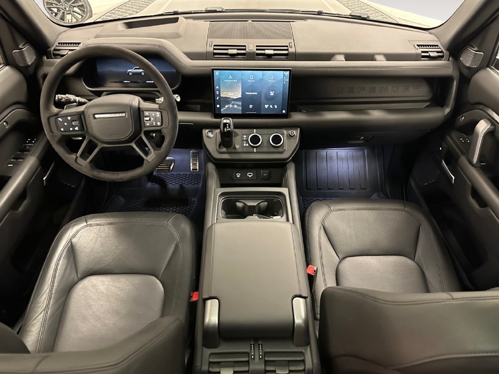 Used 2024 Land Rover Defender 110 Carpathian Edition AWD/4WD image 11