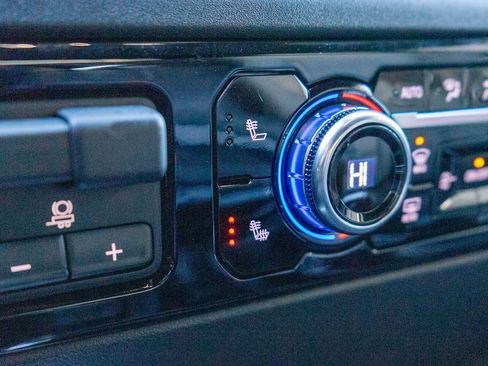 New 2025 GMC Sierra 1500 Elevation w/ Elevation Premium Package image 26