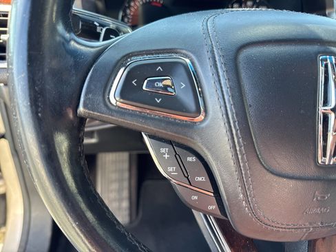 Used 2017 Lincoln MKZ Reserve AWD/4WD image 24