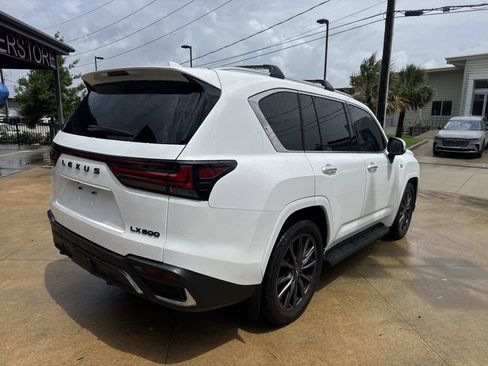 Used 2025 Lexus LX 600 F Sport w/ Accessory Package (2T) AWD/4WD image 9