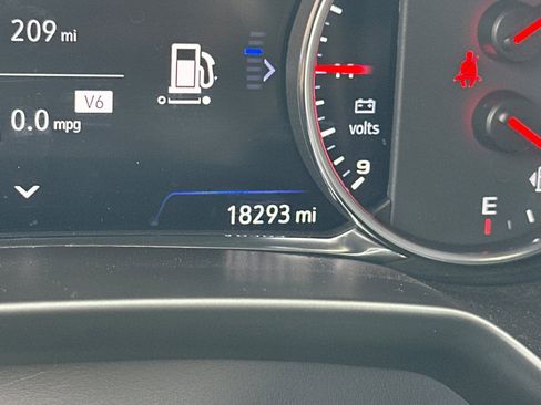 Used 2025 Chevrolet Blazer RS image 43