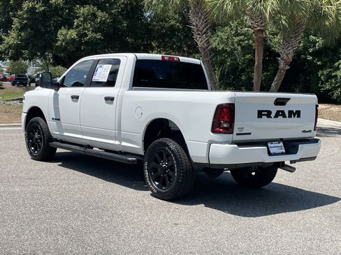 Used 2025 RAM 2500 Big Horn AWD/4WD image 7