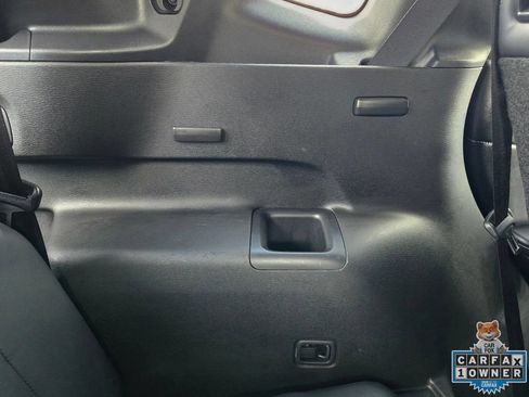Used 2025 Mitsubishi Outlander SE FWD image 45