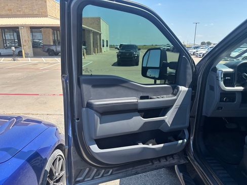 Used 2024 Ford F250 XLT w/ FX4 Off-Road Package AWD/4WD image 10