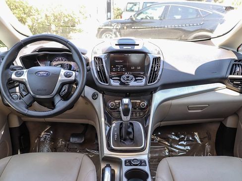 Used 2015 Ford C-MAX Energi SEL w/ Equipment Group 303A FWD image 11