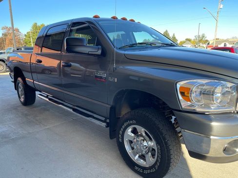 Used 2008 Dodge Ram 2500 Truck SXT w/ Popular Equipment Group image 8