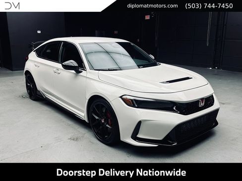 Used 2024 Honda Civic Type R image 10