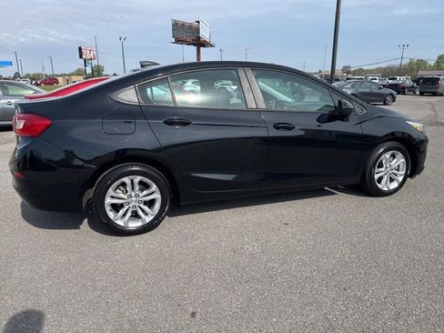 Used 2019 Chevrolet Cruze LS w/ LS Convenience Package image 8