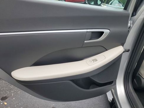 Certified 2025 Hyundai Sonata SEL FWD image 26