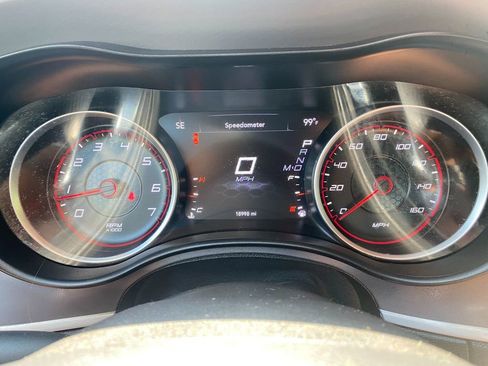 Used 2022 Dodge Charger R/T w/ Harman/Kardon Audio Group image 18